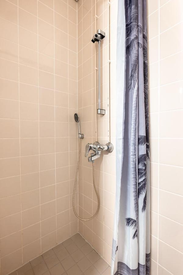 Apartamento 2ndhomes Bright & Compact Studio With The Best Loc Helsínquia